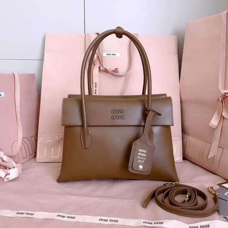 Miu Miu Solitaire Tasche aus Leder