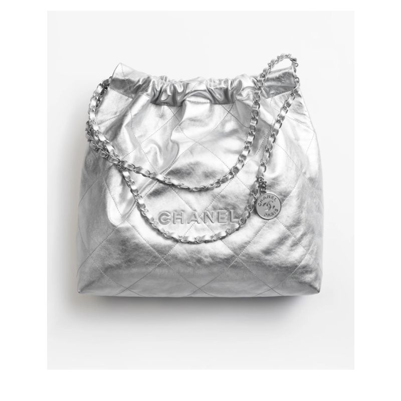 Chanel 22 Medium Handbag 
