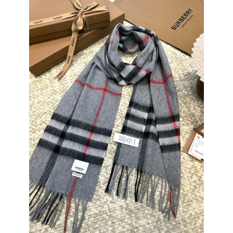 Burberry Check Schal aus Kaschmir