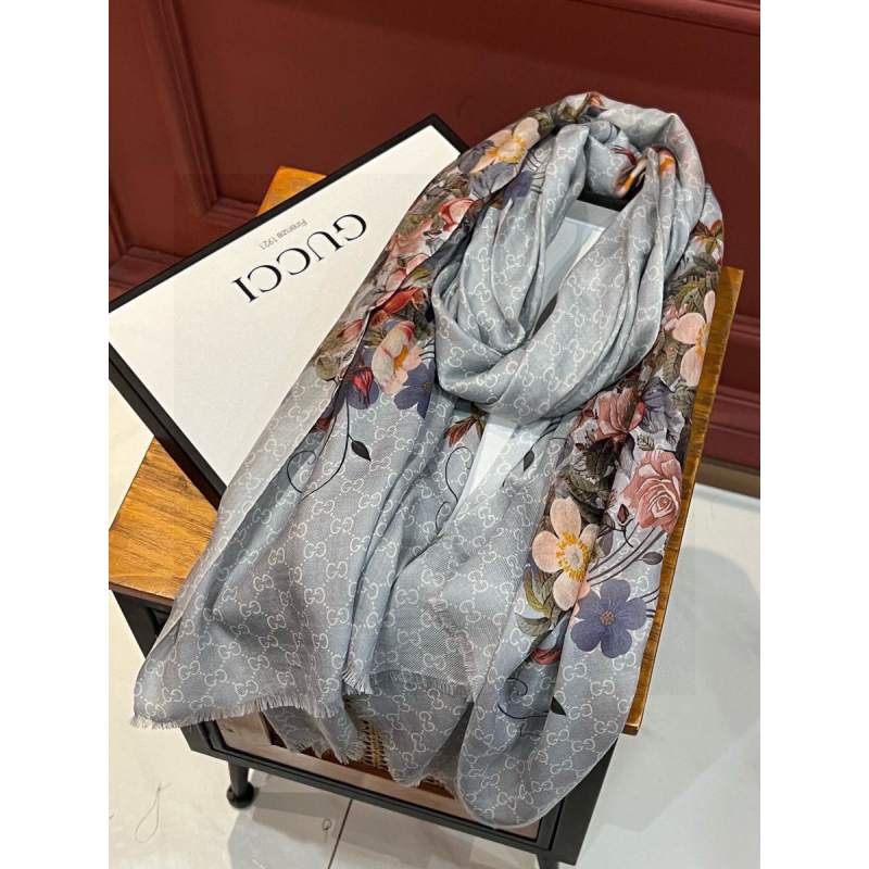 Gucci Light-weight Cashmere Scarf/Shawl