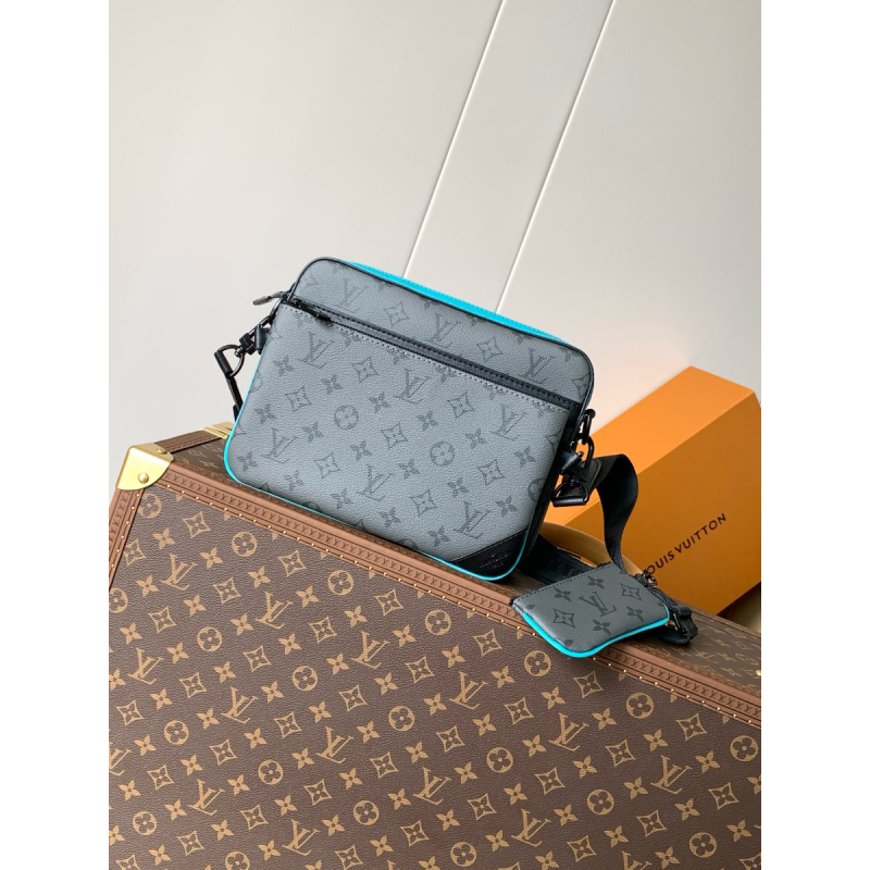 M11648 Trio Messenger