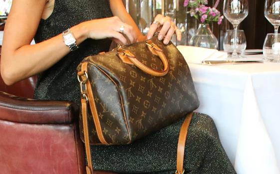 Gefälschte Louis Vuitton Taschen wo man sie findet